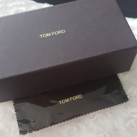 Tom Ford Sunglasses - Picture 3 of 6
